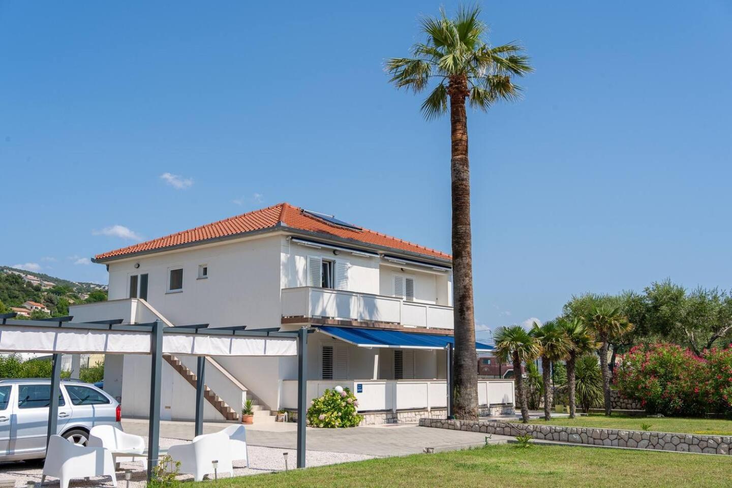 Rab Island Apartmets - Palit Rab Town Exterior photo